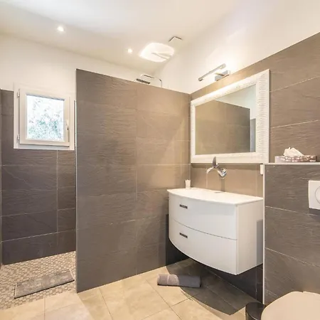 Meli Melo فيلة *